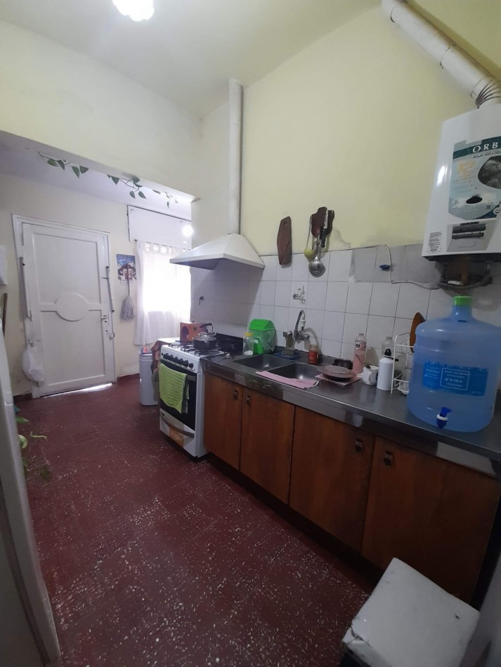 B° VILLA ADELA: VENDO HERMOSA CASA DE 2 DORMITORIOS A 2 CUADRAS RUTA 20