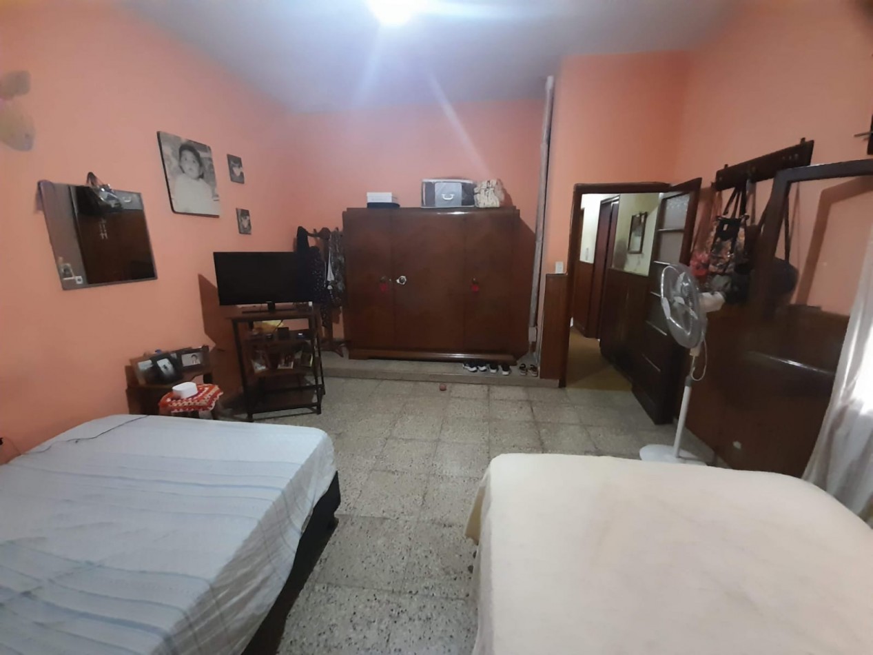 B° VILLA ADELA: VENDO HERMOSA CASA DE 2 DORMITORIOS A 2 CUADRAS RUTA 20