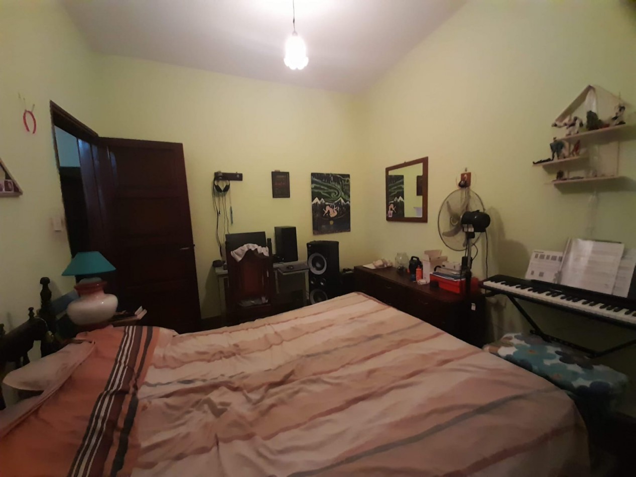 B° VILLA ADELA: VENDO HERMOSA CASA DE 2 DORMITORIOS A 2 CUADRAS RUTA 20