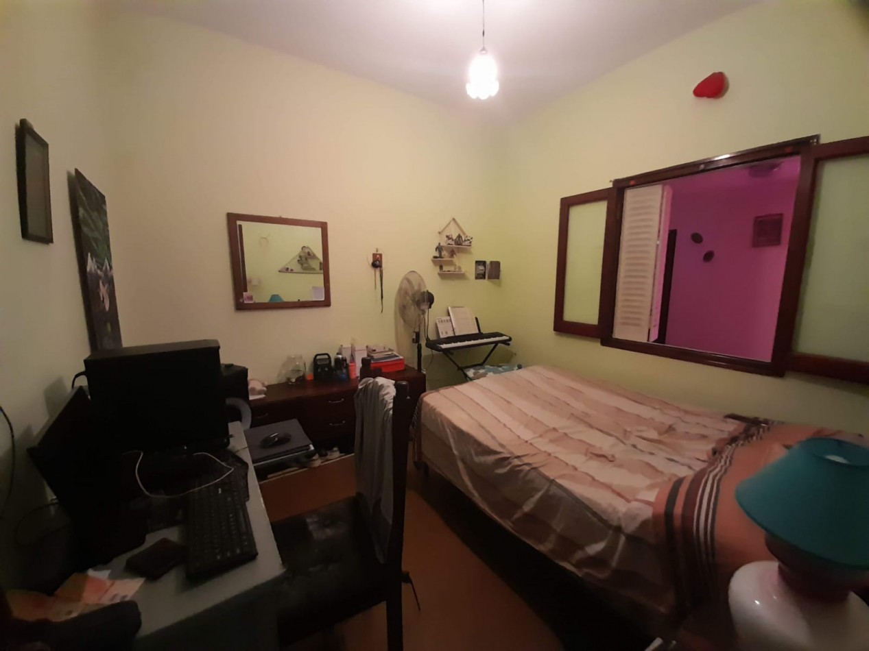 B° VILLA ADELA: VENDO HERMOSA CASA DE 2 DORMITORIOS A 2 CUADRAS RUTA 20