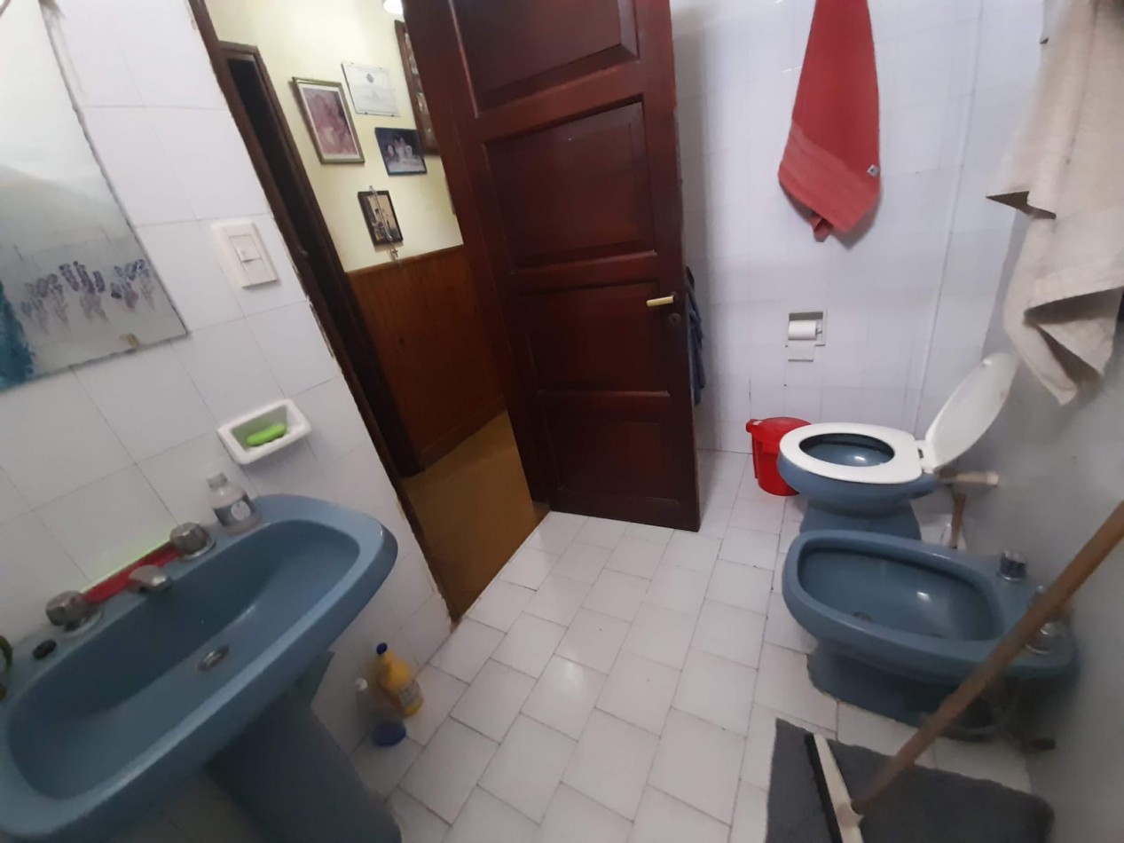 B° VILLA ADELA: VENDO HERMOSA CASA DE 2 DORMITORIOS A 2 CUADRAS RUTA 20