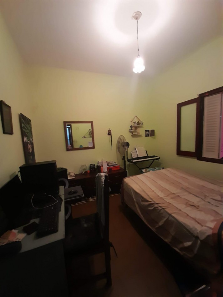 B° VILLA ADELA: VENDO HERMOSA CASA DE 2 DORMITORIOS A 2 CUADRAS RUTA 20