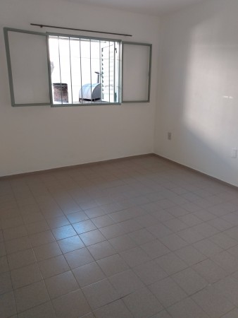 B° VILLA ADELA: ALQUILO DEPTO PB INTERNO DE DOS DORMITORIOS SOBRE PETTIROSSI