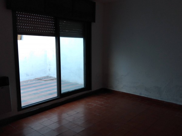 B° MATIENZO: ALQUILO CASA INTERNO DE DOS DORMITORIOS CON COCHERA