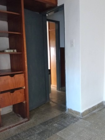B° MATIENZO: ALQUILO CASA INTERNO DE DOS DORMITORIOS CON COCHERA