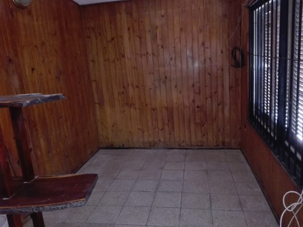B° ESTACION FLORES: ALQUILO HERMOSA CASA INTERNA DE DOS DORMITORIOS CON PATIO