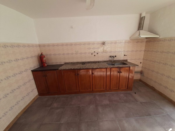 B° ROSEDAL: ALQUILO CASA DE 3 DORMITORIOS CON GARAJE