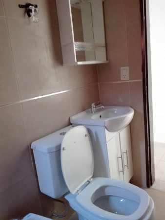 B° ROSEDAL: ALQUILO HERMOSO DEPTO PA DE 2 DORMITORIOS SOBRE LAGUNILLA