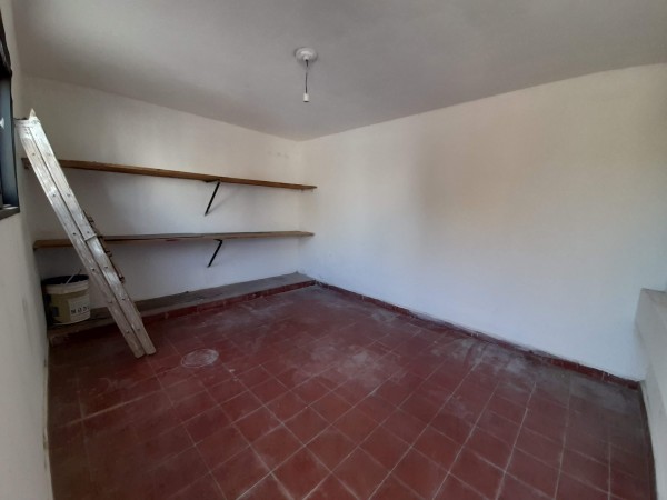 Bo ROSEDAL: ALQUILO CASA DE 3 DORMIORIOS CON 2 BAÑOS Y COCHERA