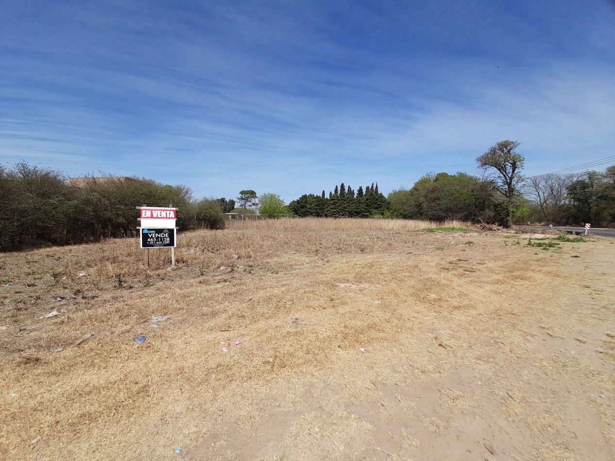 VENDO IMPORTANTE LOTE SOBRE CAMINO A COLONIA TIROLESA