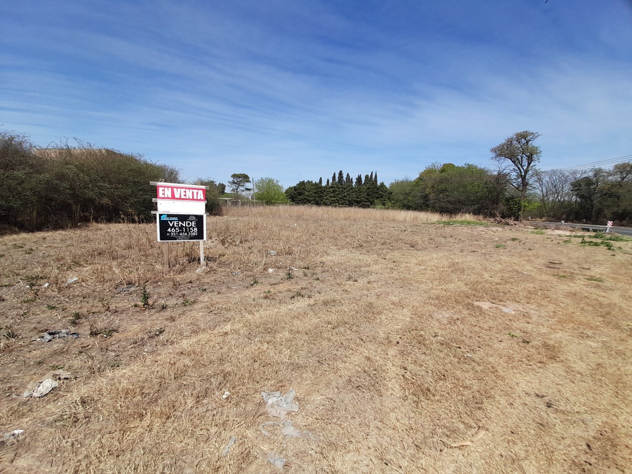 VENDO IMPORTANTE LOTE SOBRE CAMINO A COLONIA TIROLESA