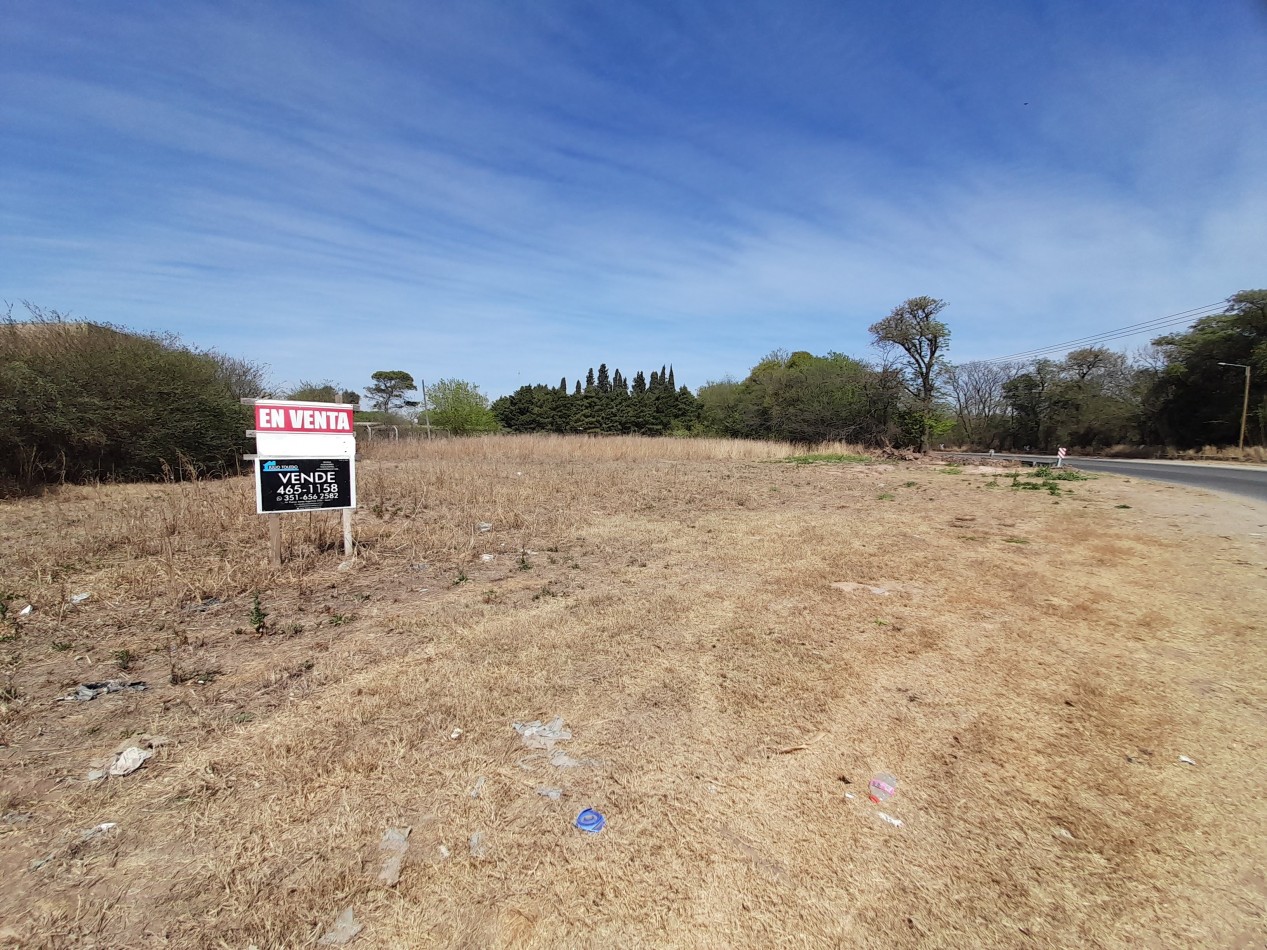 VENDO IMPORTANTE LOTE SOBRE CAMINO A COLONIA TIROLESA