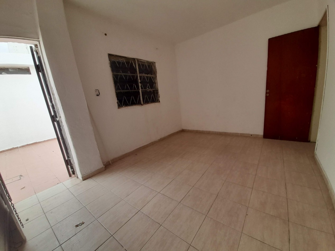 B° VILLA ADELA : ALQUILO DEPTO INTERNO DE 1 DORMITORIO (SIN GAS NATURAL)