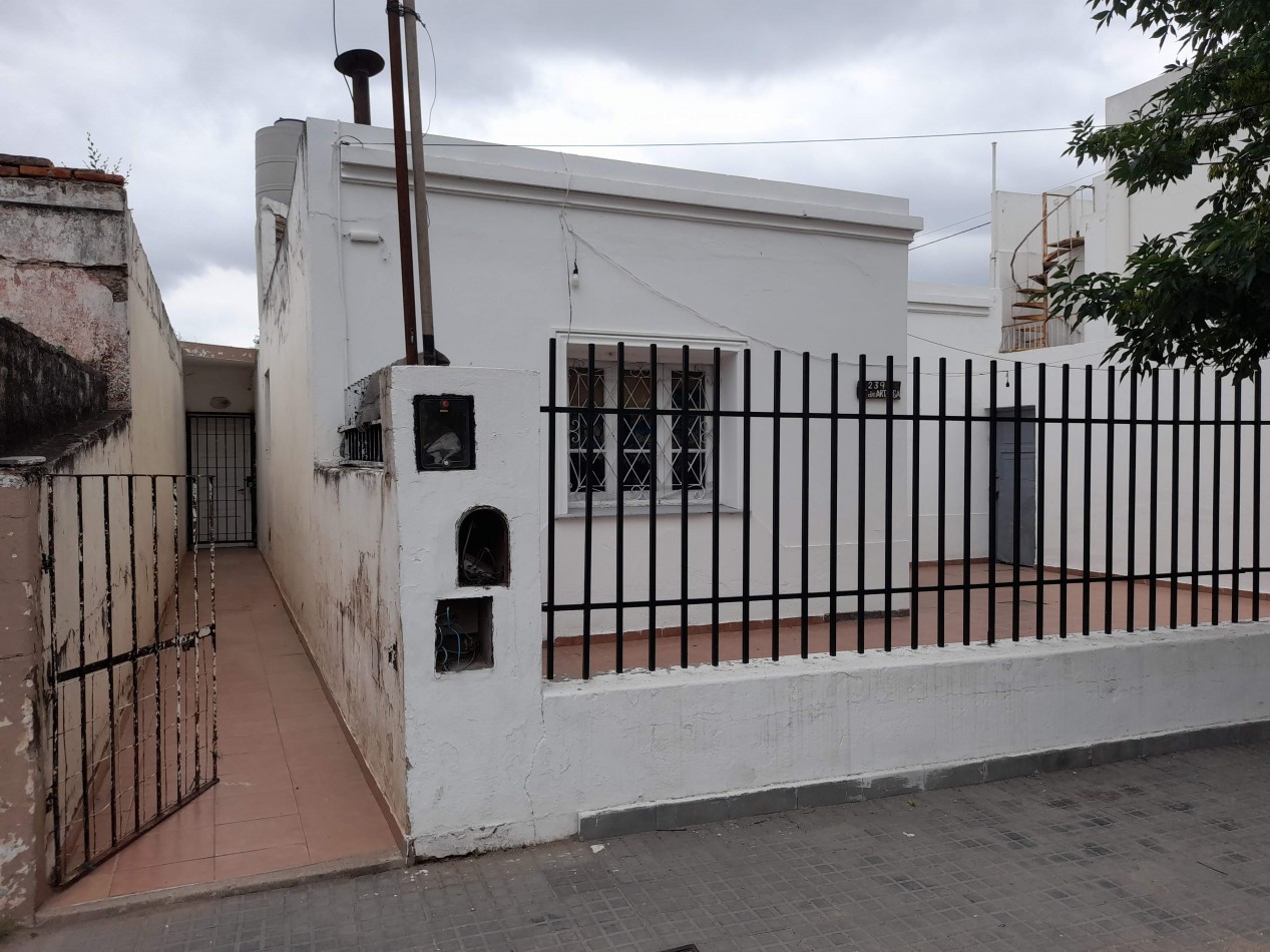 B° VILLA ADELA : ALQUILO DEPTO INTERNO DE 1 DORMITORIO (SIN GAS NATURAL)