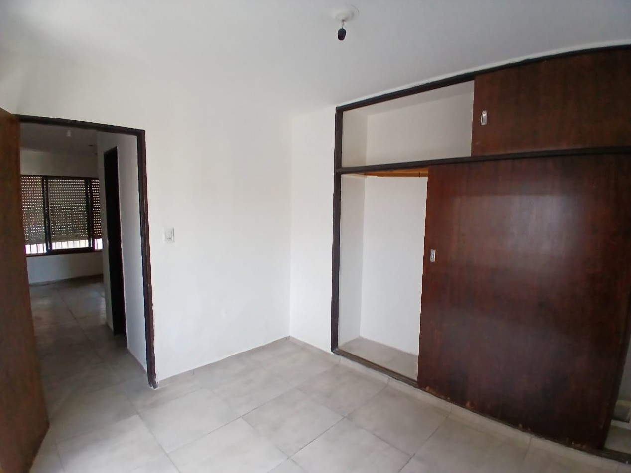 CENTRO: VENDO DEPTO DE 1 DORMITORIO (INTERNO), ENTRE CAÑADA Y FRAGUEIRO (FRENTE SUPER BUENOS DIAS).