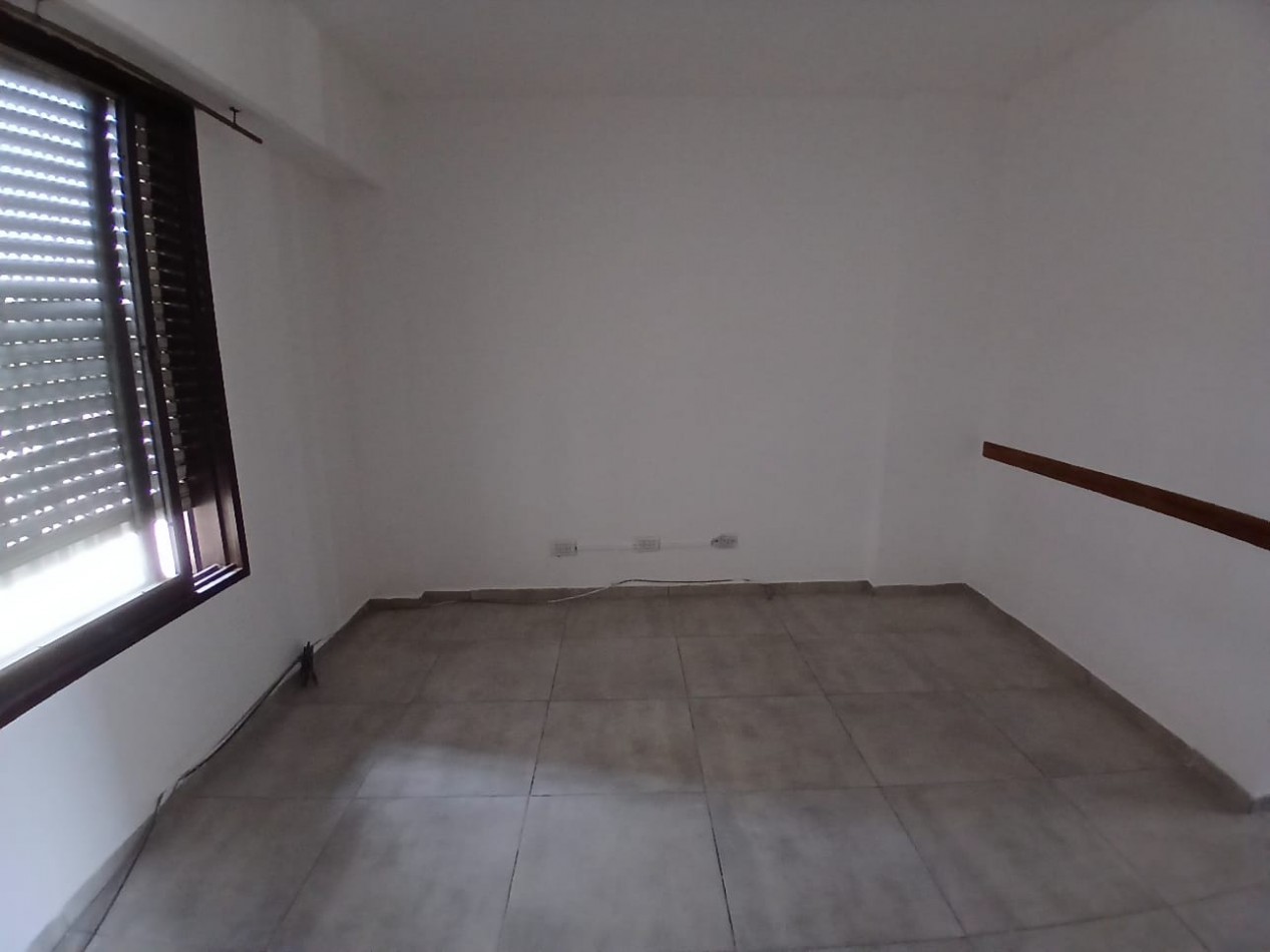 CENTRO: VENDO DEPTO DE 1 DORMITORIO (INTERNO), ENTRE CAÑADA Y FRAGUEIRO (FRENTE SUPER BUENOS DIAS).