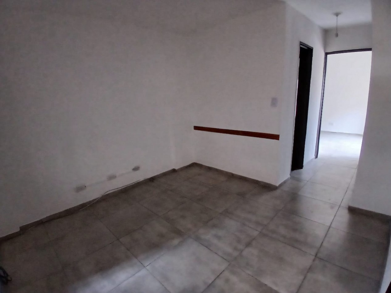 CENTRO: VENDO DEPTO DE 1 DORMITORIO (INTERNO), ENTRE CAÑADA Y FRAGUEIRO (FRENTE SUPER BUENOS DIAS).