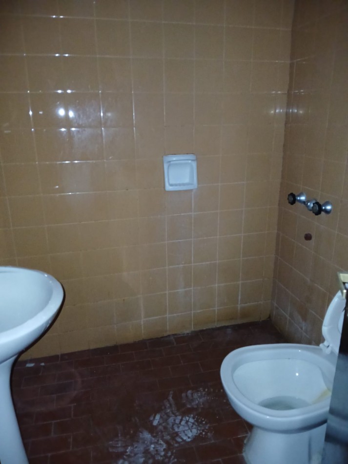 CENTRO: VENDO DEPTO DE 1 DORMITORIO (INTERNO), ENTRE CAÑADA Y FRAGUEIRO (FRENTE SUPER BUENOS DIAS).