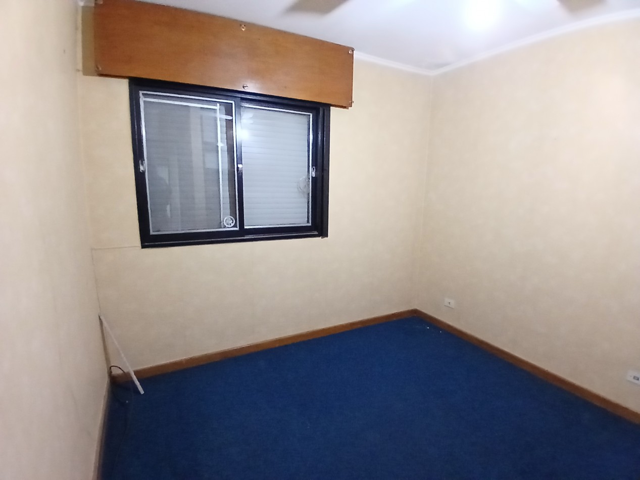 IDEAL INVERSOR: VENDO IMPONENTE CASA DE 4 DORMITORIOS+ DEPTO DE 1 DORMITORIO+ GALPON  A METROS DE CIRCUNVALACION Y AVDA. FUERZA AEREA