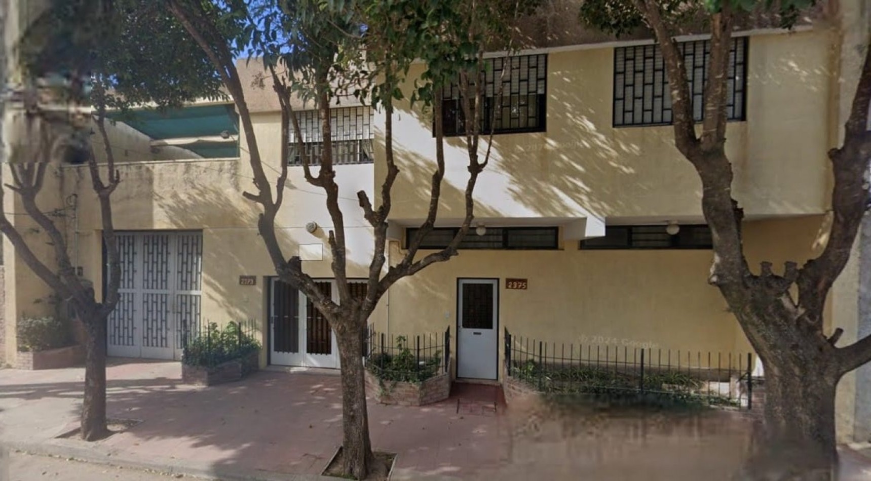 IDEAL INVERSOR: VENDO IMPONENTE CASA DE 4 DORMITORIOS+ DEPTO DE 1 DORMITORIO+ GALPON  A METROS DE CIRCUNVALACION Y AVDA. FUERZA AEREA