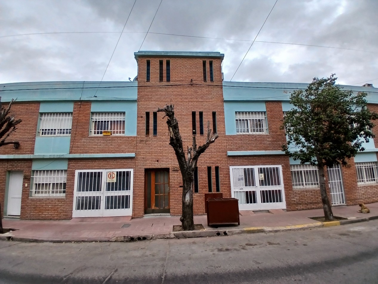 B° MARIANO BALCARCE: VENDO A METROS DE AVDA. FUERZA AEREA HERMOSO DEPARTAMENTO DE 2 DORMITORIOS