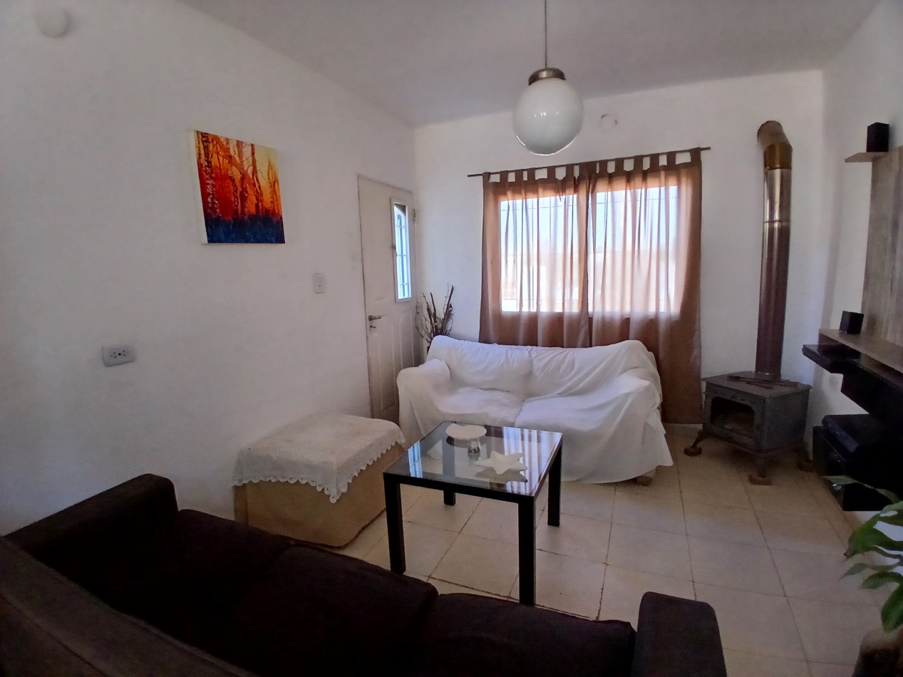VILLA DEL PRADO: APTO CREDITO IAF/ BANCO NACION VENDO HERMOSA CASA DE 2 DORMITORIOS