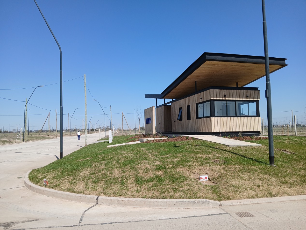 ABRAS DE MANANTIALES: VENDO LOTE DE 250 M2 CON POSESION YA ENTREGADA