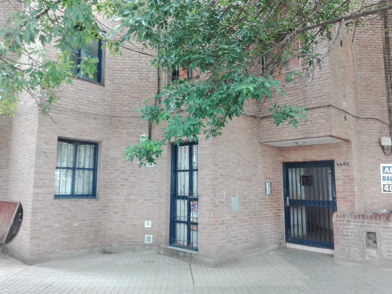 B° VILLA ADELA: ALQUILO DEPTO SENCILLO DE 3 DORMITORIOS DETRAS DEL CPC RUTA 20