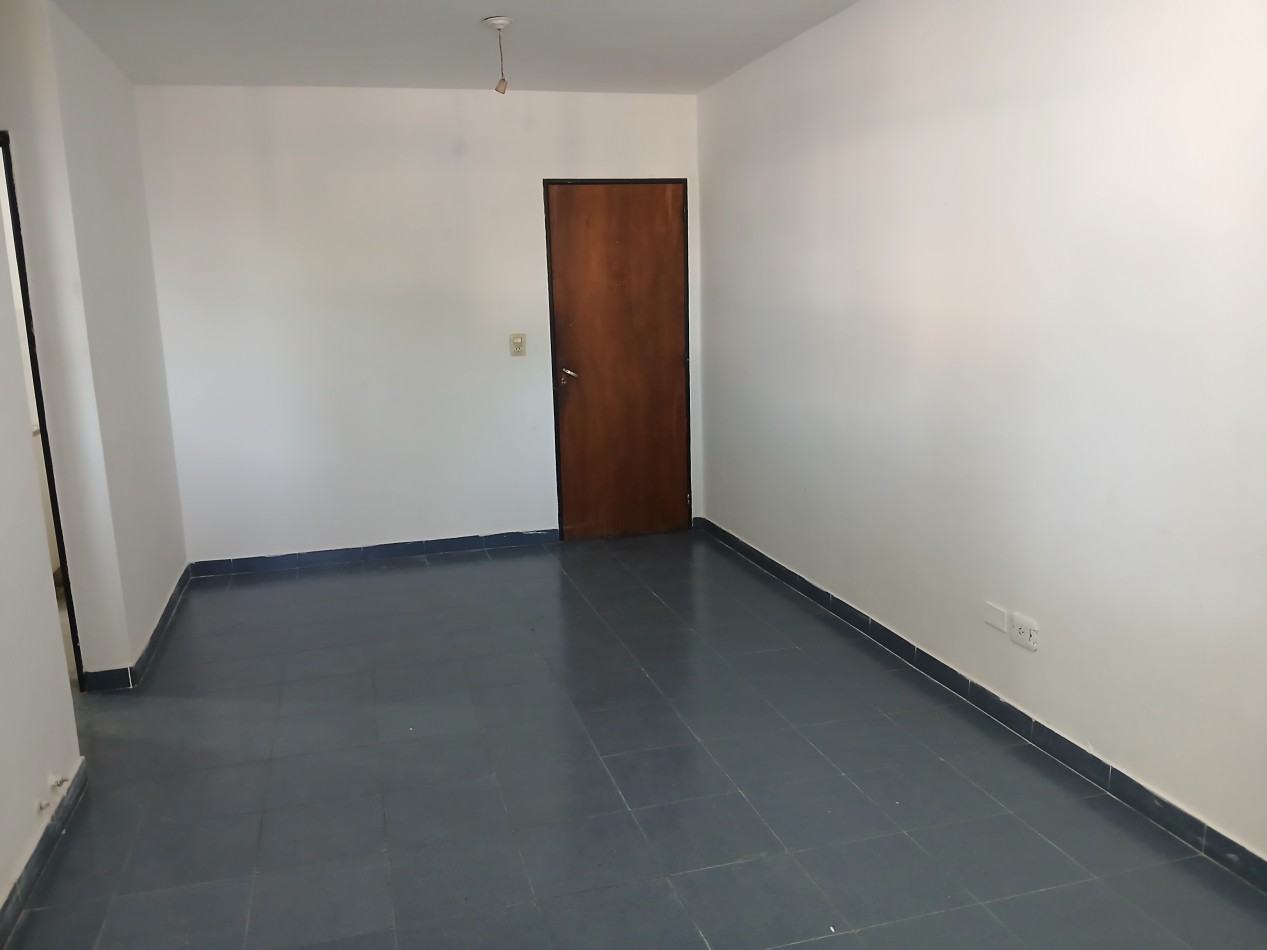 B° VILLA ADELA: ALQUILO DEPTO SENCILLO DE 3 DORMITORIOS DETRAS DEL CPC RUTA 20