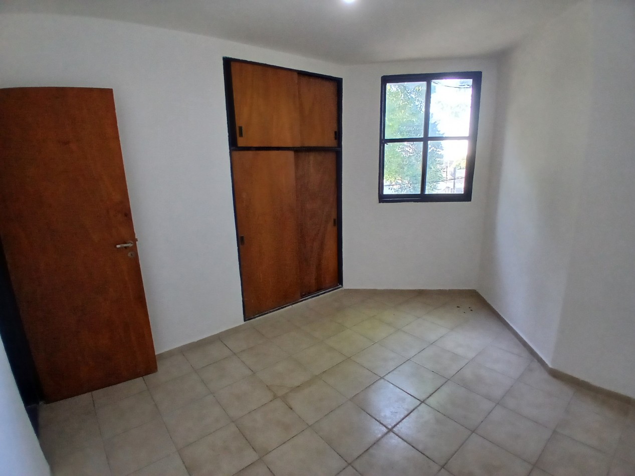 B° VILLA ADELA: ALQUILO DEPTO SENCILLO DE 3 DORMITORIOS DETRAS DEL CPC RUTA 20