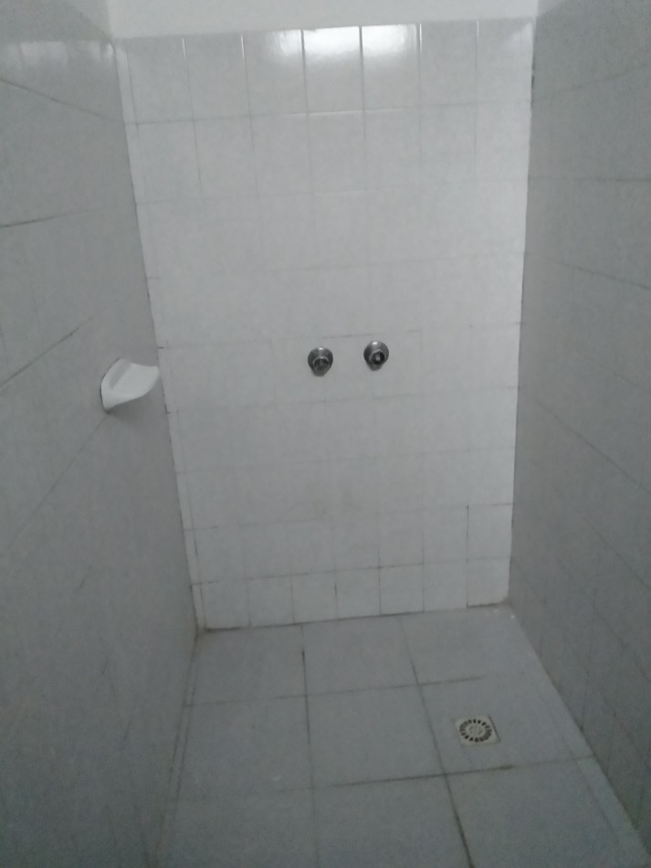 B° ROSEDAL: ALQUILO DEPTO DE 2 DORMITORIOS EN COMPLEJO CERRADO