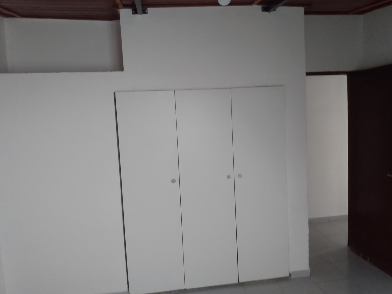 B° ROSEDAL: ALQUILO DEPTO DE 2 DORMITORIOS EN COMPLEJO CERRADO