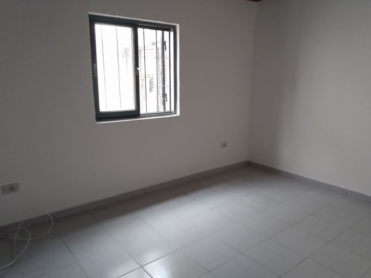 B° ROSEDAL: ALQUILO DEPTO DE 2 DORMITORIOS EN COMPLEJO CERRADO