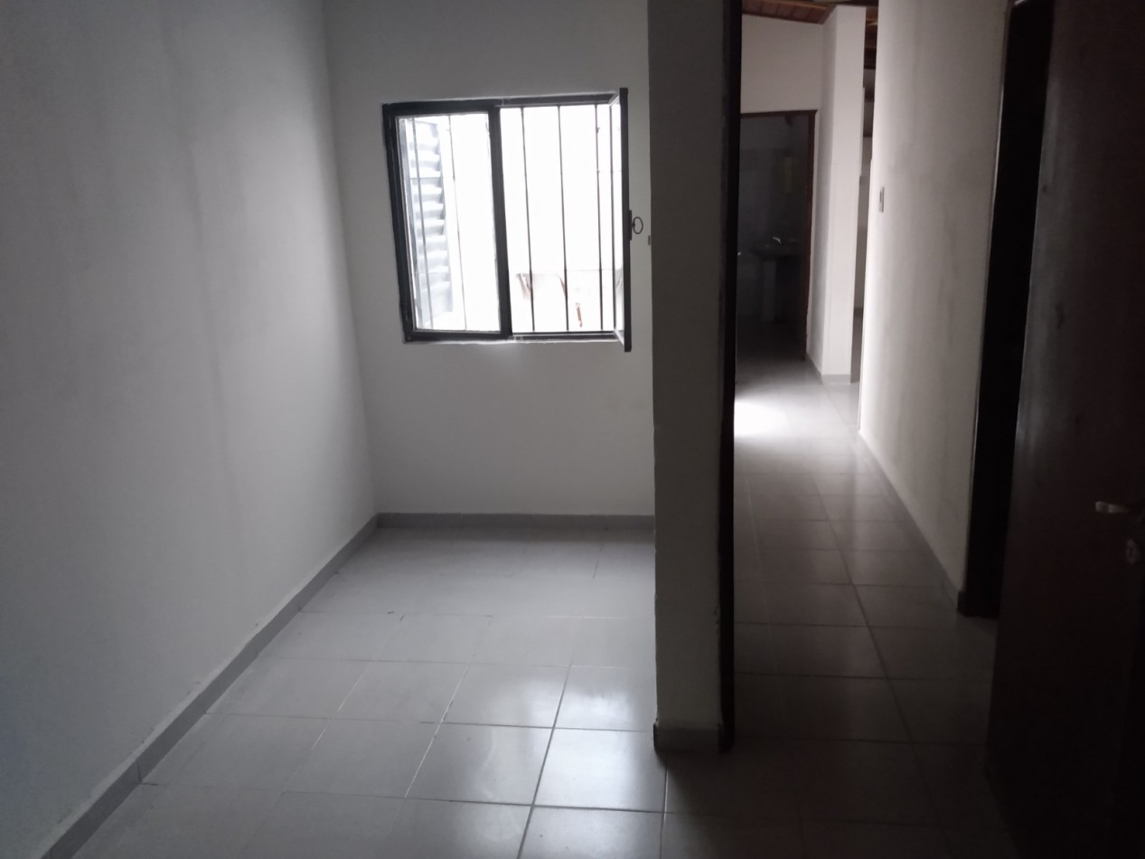 B° ROSEDAL: ALQUILO DEPTO DE 2 DORMITORIOS EN COMPLEJO CERRADO