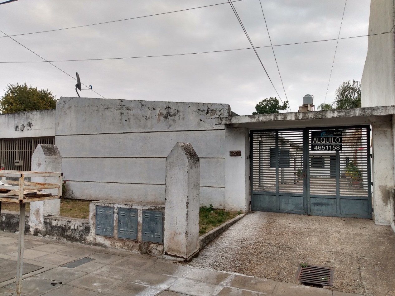 B° ROSEDAL: ALQUILO DEPTO DE 2 DORMITORIOS EN COMPLEJO CERRADO