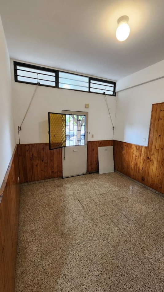 B° VILLA ADELA: ALQUILO HERMOSO DEPTO DE 1 DORMITORIO CON PATIO