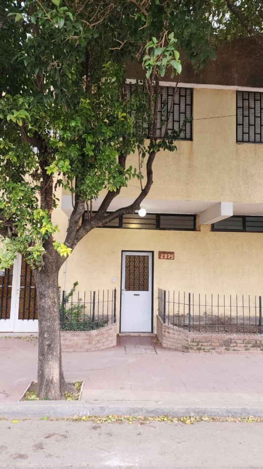 B° VILLA ADELA: ALQUILO HERMOSO DEPTO DE 1 DORMITORIO CON PATIO
