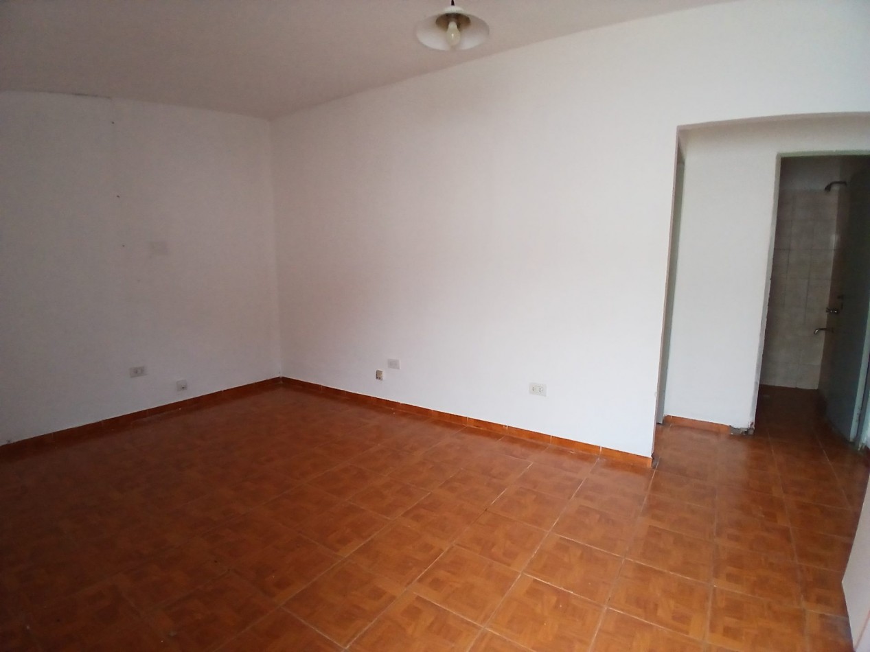 B° AMEGHINO SUR: ALQUILO DEPTO INTERNO DE 1 DORMITORIO 