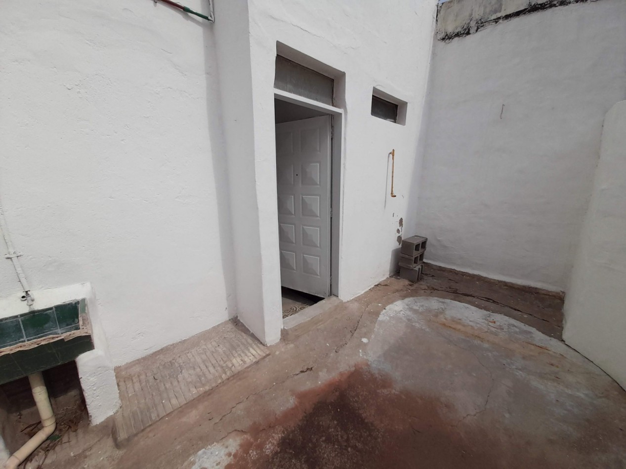 B° MATIENZO: ALQUILO DEPTO SENCILLO DE UN DORMITORIO (SIN GAS NATURAL)