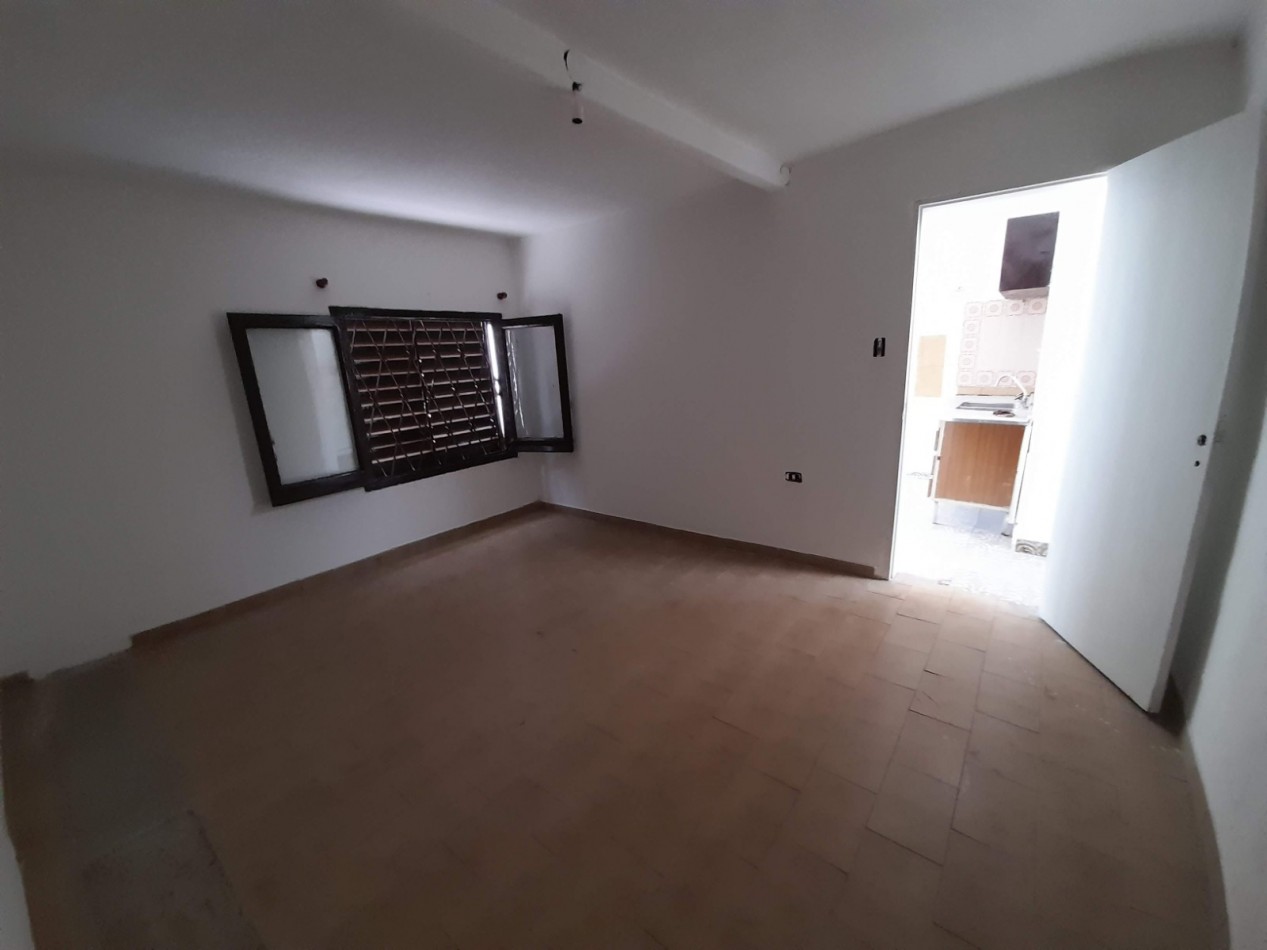 B° MATIENZO: ALQUILO DEPTO SENCILLO DE UN DORMITORIO (SIN GAS NATURAL)