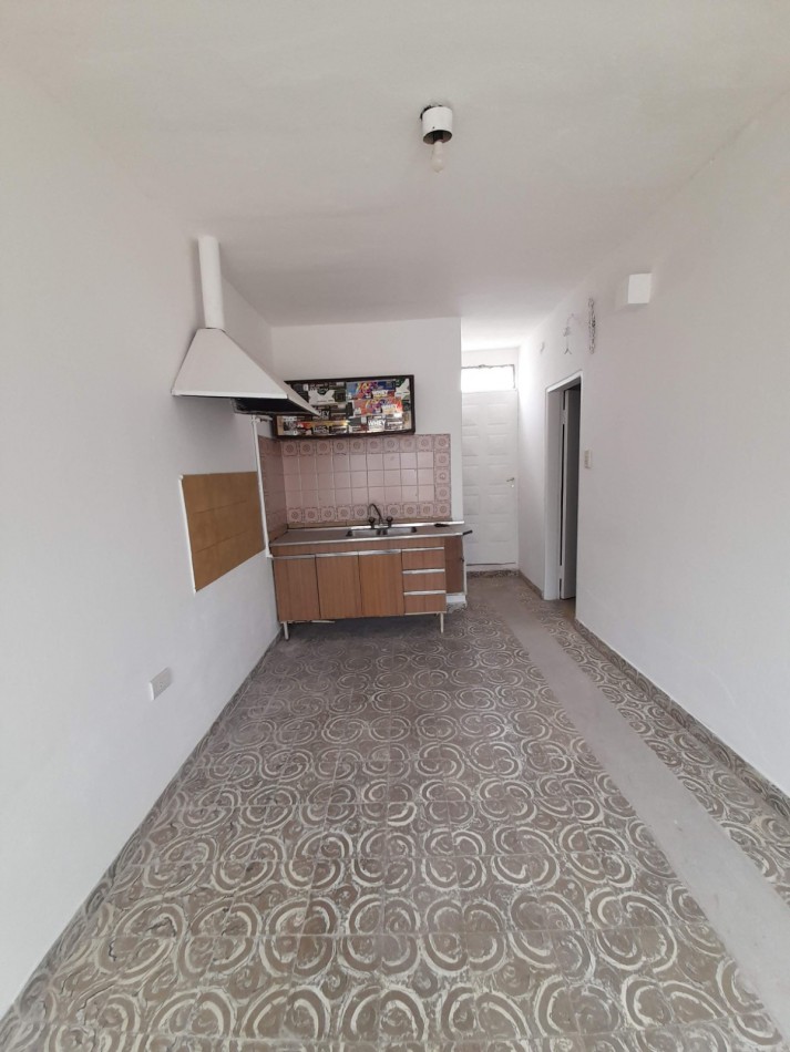 B° MATIENZO: ALQUILO DEPTO SENCILLO DE UN DORMITORIO (SIN GAS NATURAL)