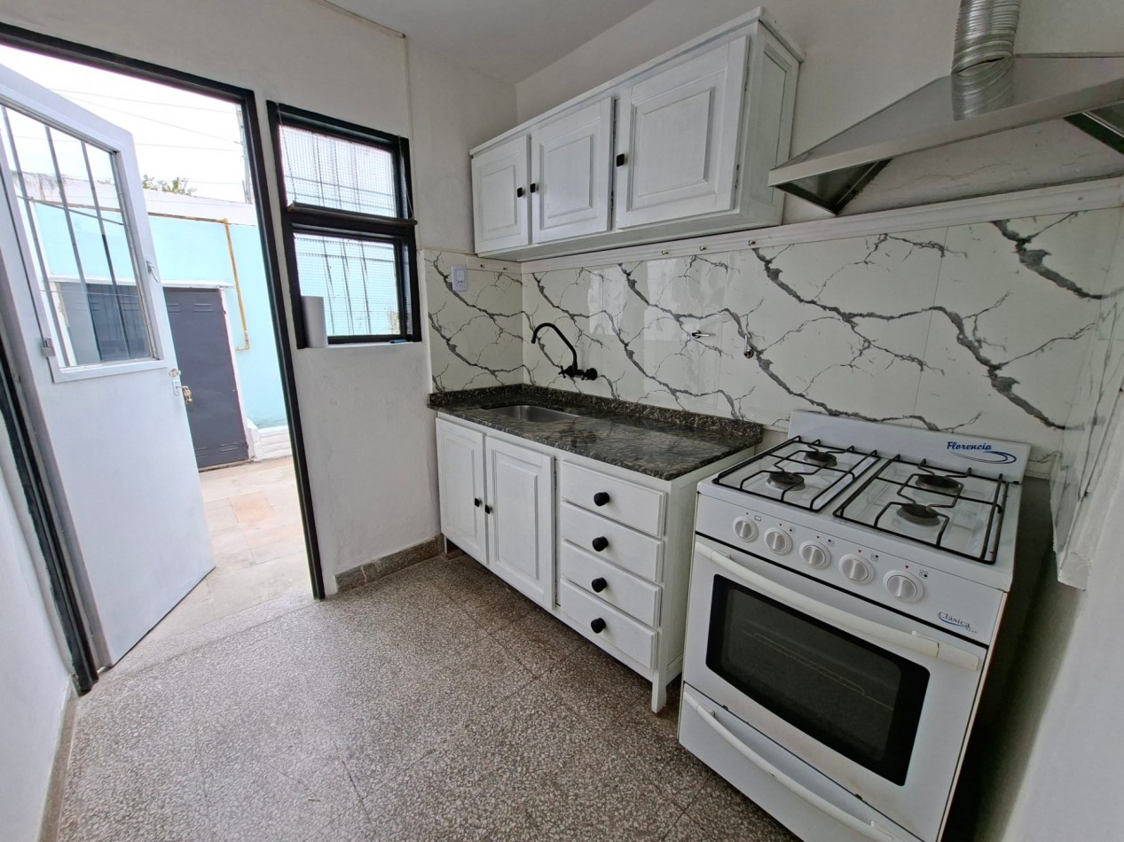 B° LOS PLATANOS: ALQUILO HERMOSO DEPTO INTERNO DE 2 DORMITORIOS (SIN COCHERA)