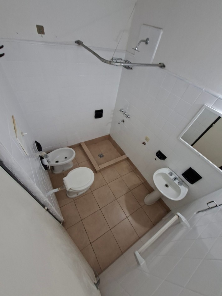 B° LOS PLATANOS: ALQUILO HERMOSO DEPTO INTERNO DE 2 DORMITORIOS (SIN COCHERA)