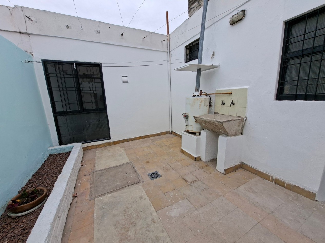 B° LOS PLATANOS: ALQUILO HERMOSO DEPTO INTERNO DE 2 DORMITORIOS (SIN COCHERA)