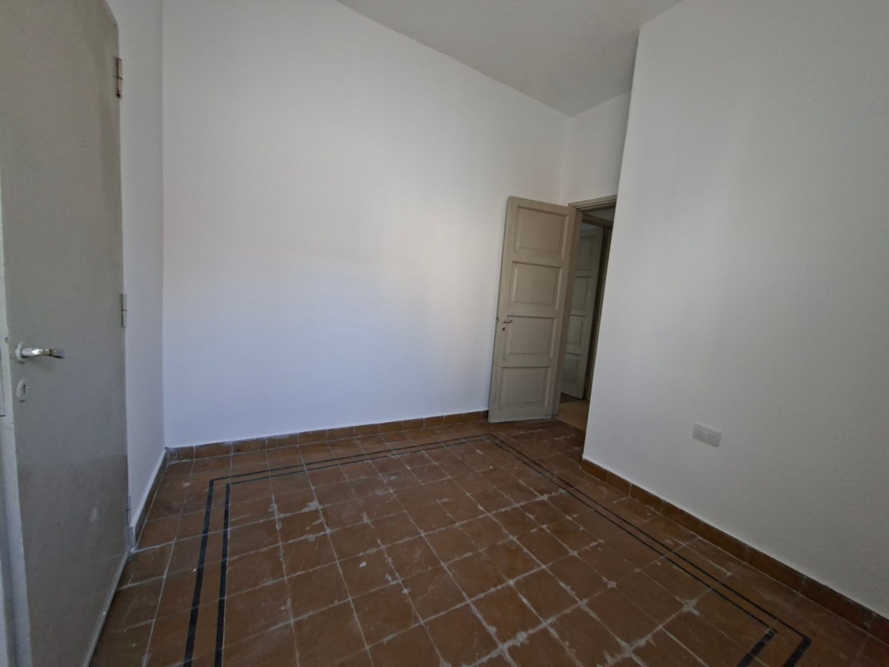 AVDA ALEM: ALQUILO CASA ESQUINA DE 3 DORMITORIOS (MEJOR ZONA)