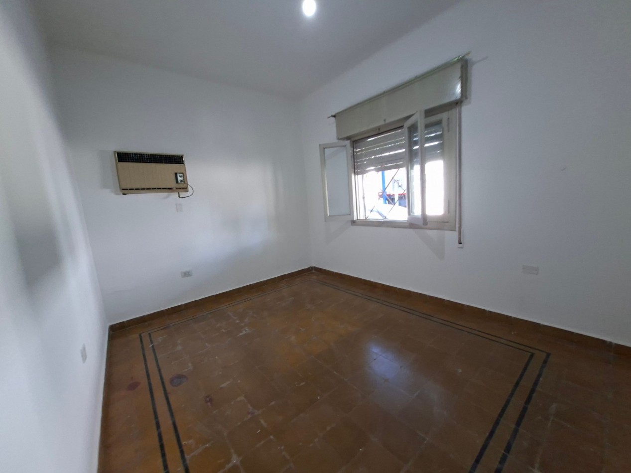 AVDA ALEM: ALQUILO CASA ESQUINA DE 3 DORMITORIOS (MEJOR ZONA)