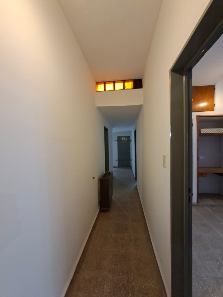 B° ROSEDAL: ALQUILO AMPLIA CASA DE 3 DORMITORIOS + DEPTO INTERNO DE 1 DORMITORIO