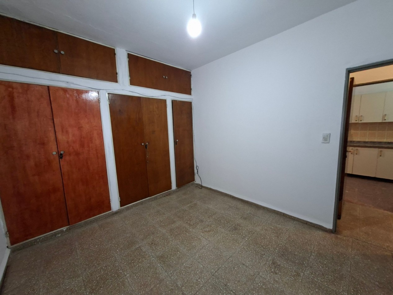 B° ROSEDAL: ALQUILO AMPLIA CASA DE 3 DORMITORIOS + DEPTO INTERNO DE 1 DORMITORIO