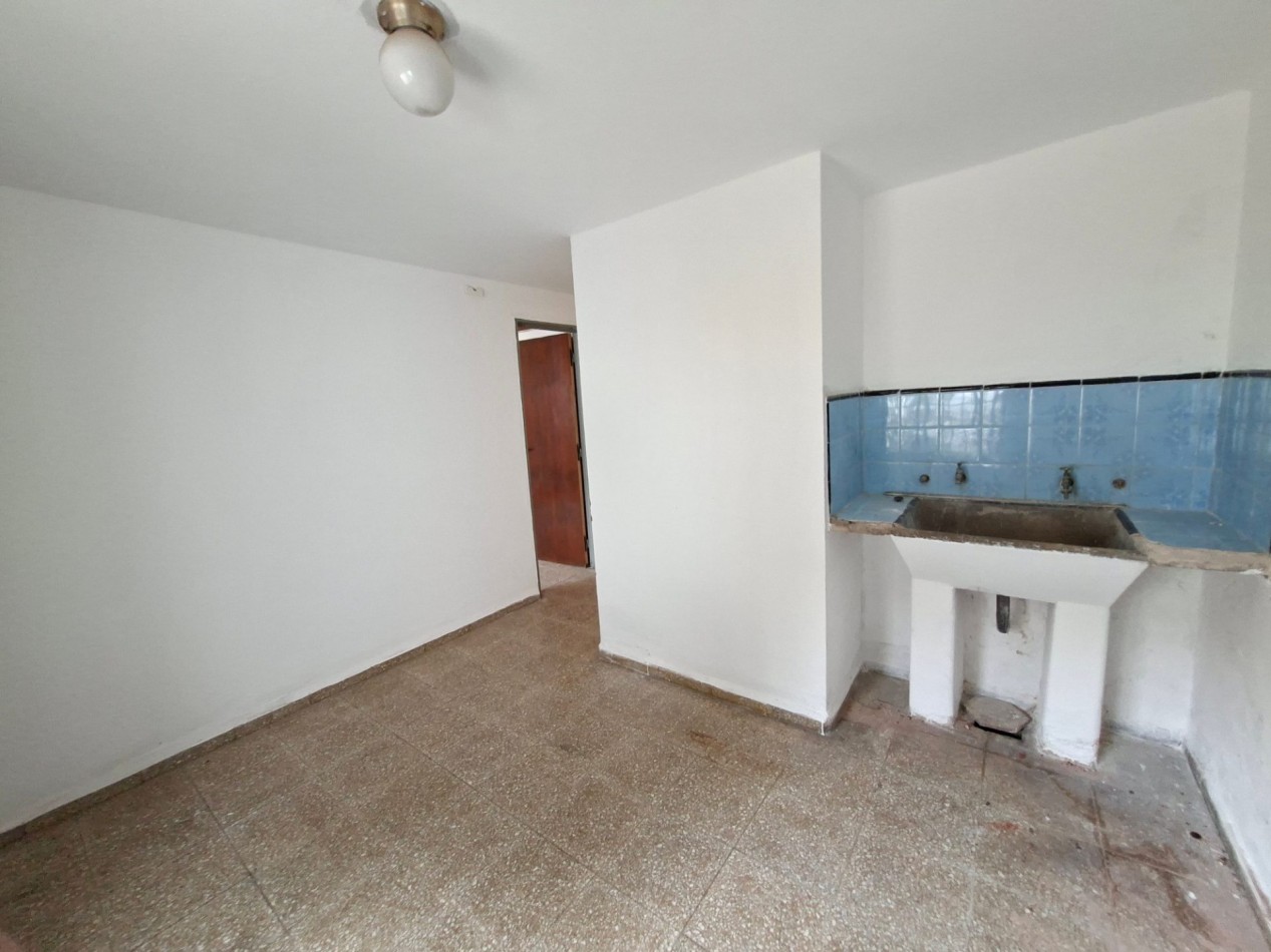 B° ROSEDAL: ALQUILO AMPLIA CASA DE 3 DORMITORIOS + DEPTO INTERNO DE 1 DORMITORIO