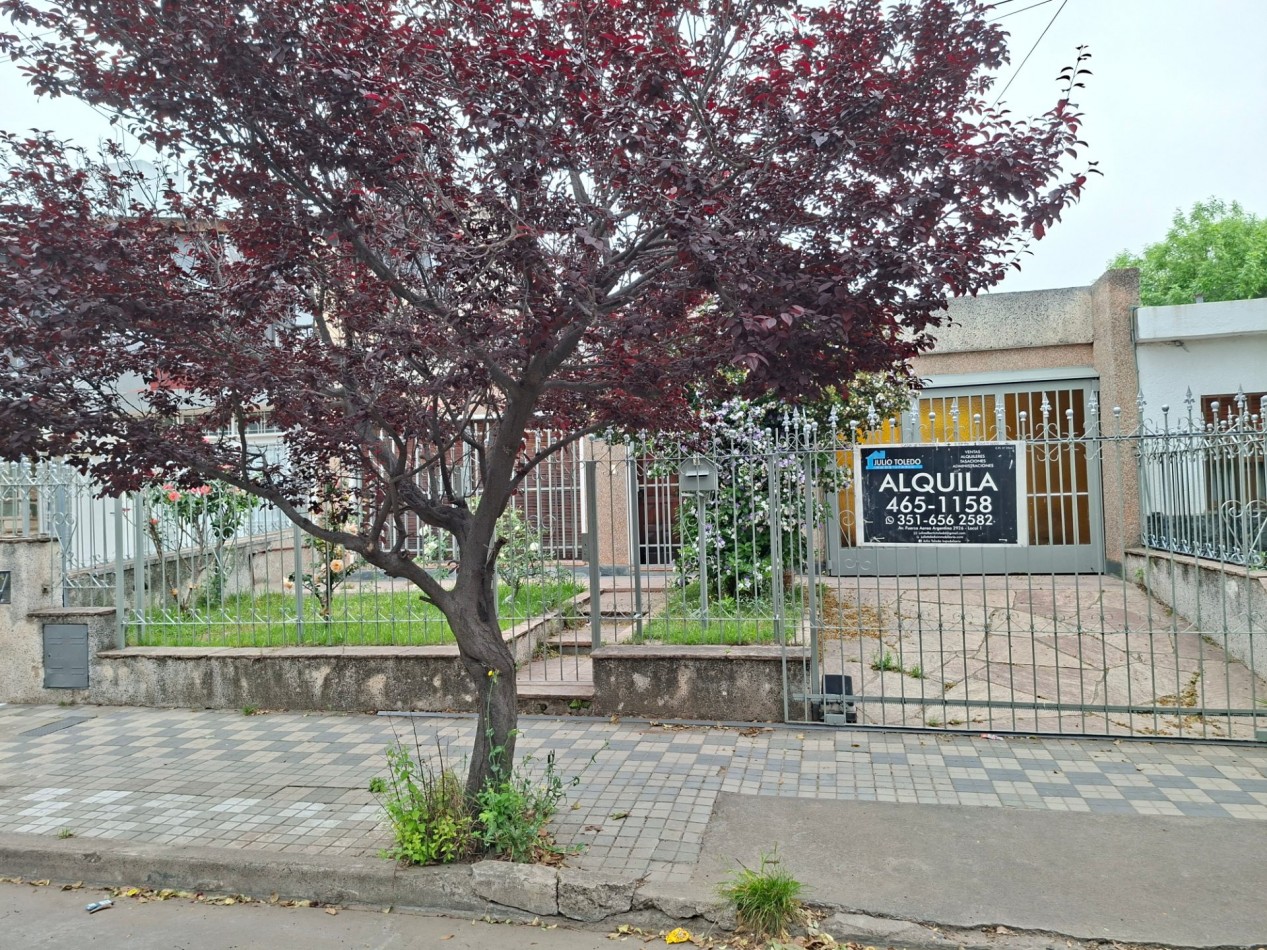 B° ROSEDAL: ALQUILO AMPLIA CASA DE 3 DORMITORIOS + DEPTO INTERNO DE 1 DORMITORIO